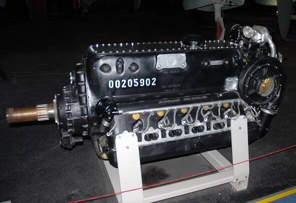 Daimler-Benz DB 605