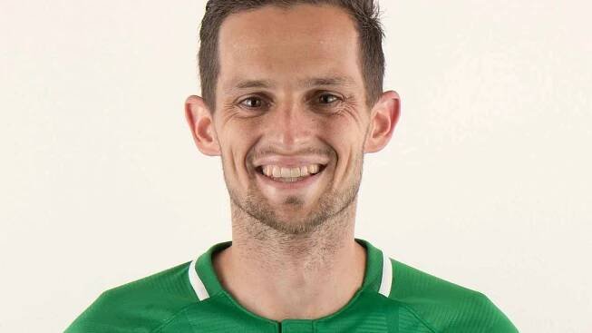Již bývalý obránce Mario Holek v dresu 1. FK Příbram.