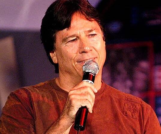 Richard Hatch Biography - Facts, Childhood, Family Life & Achievements