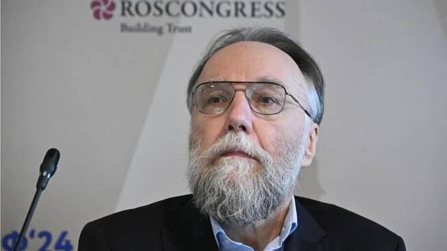 „Putinův filozof“ o přání Rusů: Ať vládne Le Penová a AfD. Česko a spol. má za bezvýznamné