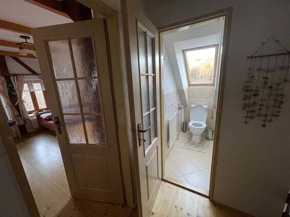 WC podkroví - Benešov u Semil - foto 14