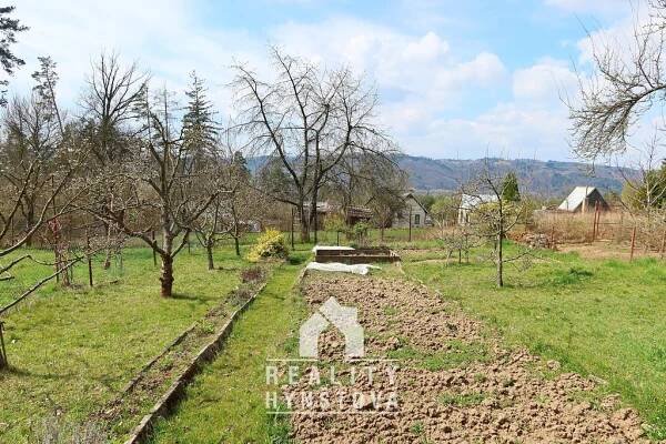 Prodej slunné zahrady s chatou s č.ev., CP 391 m² - Blansko, Ev.č.: 25010673