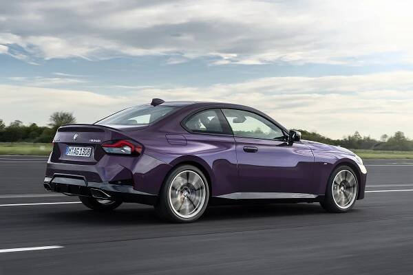 BMW představuje malé kupé, na které všichni čekáme. Na tomhle autě je všechno správně!