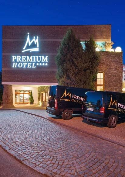 Evening in the hotel parking lot at Premium hotel Znojmo