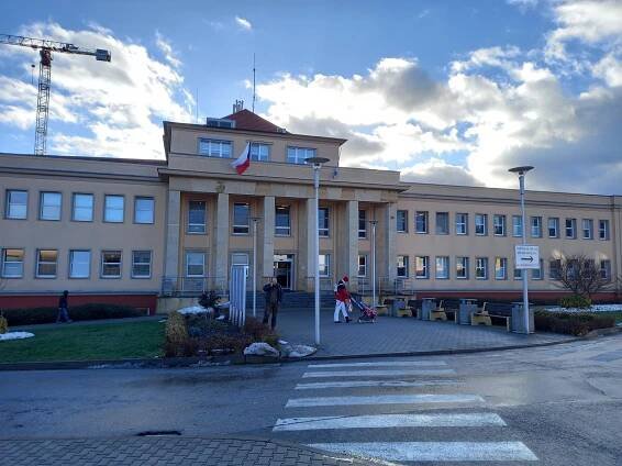 Na Berounsku přibývá nemocných s covidem. Nemocnice zavádí preventivní opatření