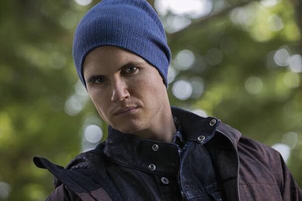 Lidé zítřka - Sitting Ducks - Z filmu - Robbie Amell