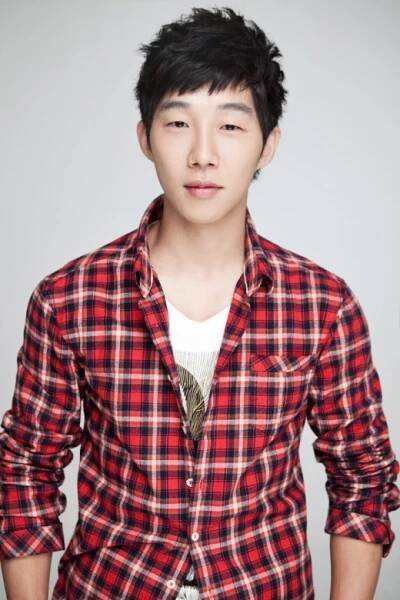 Choi Jae-Hwan (1983)-p3.jpg