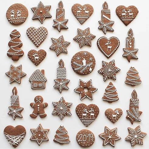 Pin by Phillip Mccray on Cozy Winter Moments | Christmas cookies decorated, Ginger cookies christmas, Christmas gingerbread cookies