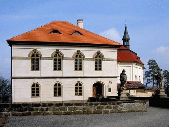 Hrad Valdštejn - Harrachov Info