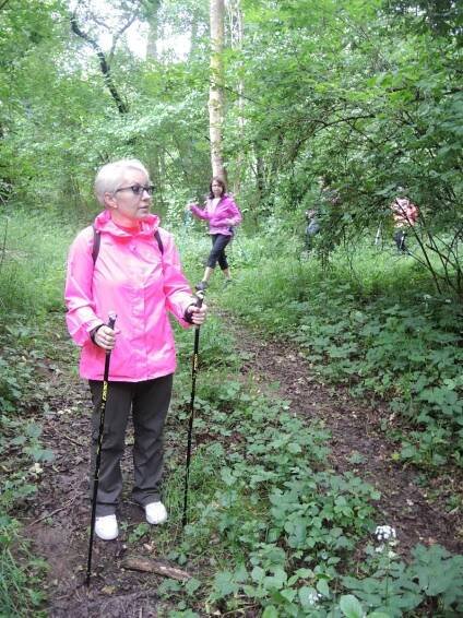 Škola chůze - Nordic Walking - Fotky z akce: Mydlovarský luh a Botanicus