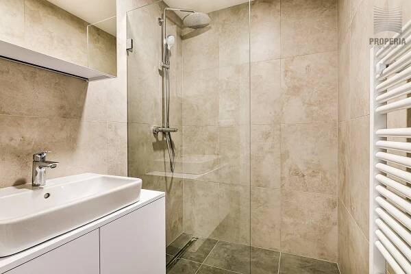 Pronájem vkusně zařízeného bytu 2+kk s terasou o CP 84 m 2 , ul. Stavební, Brno - náhled 8