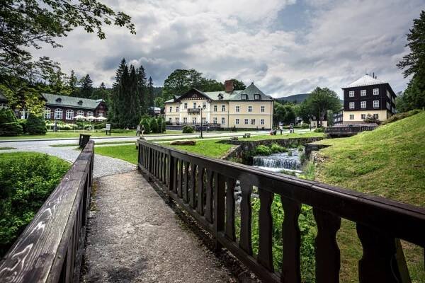 Horské lázně Karlova Studánka | LázněTour.cz