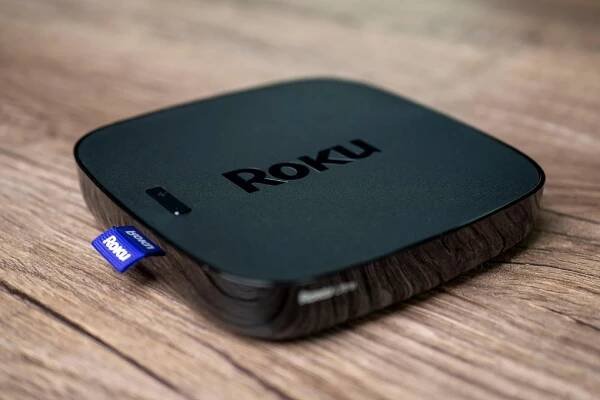 Set-top box pro streamování Roku Ultra.