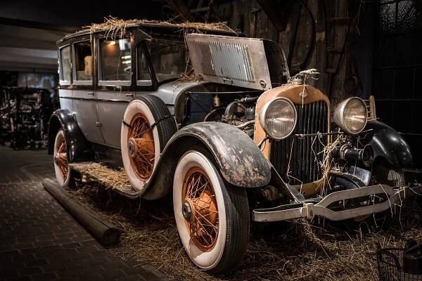 Muzeum amerických veteránů na jihu Čech ukrývá poklady automobilové historie