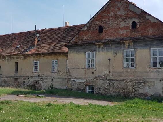 Fotogalerie • Jinonický zámek (Zámek) • Mapy.com