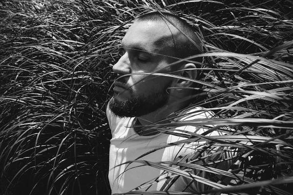 Michal Sabo: Planéta nepotrebuje, aby sme ju zachraňovali. To my zachraňujeme seba na nej | Srdcovky