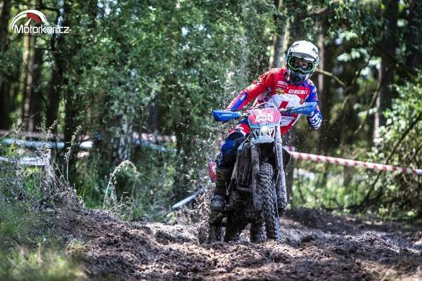 Fotogalerie Obrazem z evropského šampionátu enduro v Kozojedech | Motorkáři.cz