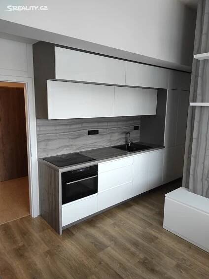 Pronájem bytu 2+kk 45 m² (Mezonet), Rudé armády, Rousínov - Rousínovec