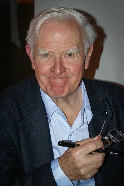 Soubor:John le Carré cropped.jpg