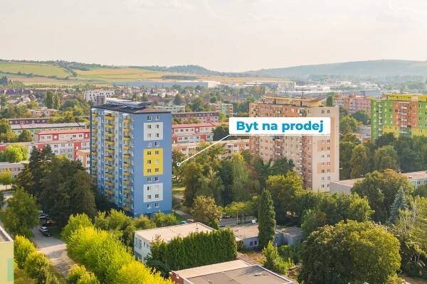 Zrekonstruovaný byt 2+1 na ulici Hlavní v Otrokovicích - HUSKY REALITY 