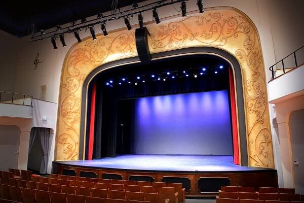 The Lyric Theatre