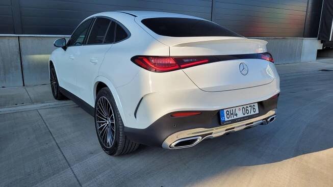 Mercedes-Benz GLC 220D 4 MATIC KUPÉ