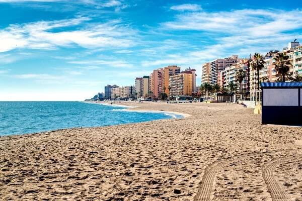 Fuengirola v říjnu 2025 - Počasí a Průměrná teplota v říjnu - Španělsko