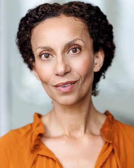 HEADSHOTS – LAURA ALLEN MÜLLER