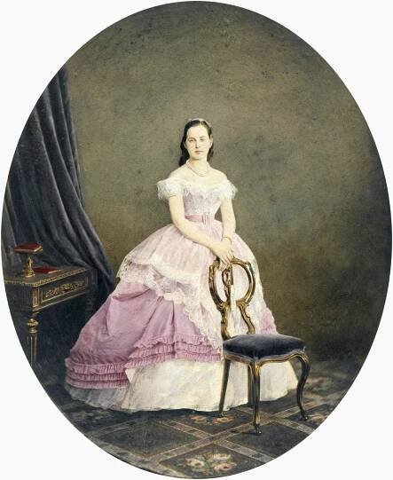 Soubor:1867. Портрет великой княжны Ольги Константиновны.jpg – Wikipedie