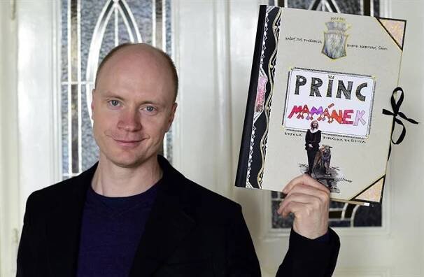Herec Jan Budař napsal pohádku Princ Mamánek a rád by ji zfilmoval.
