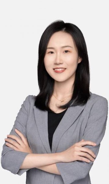 Lynn Zhou