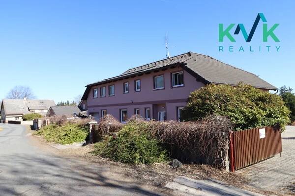 Rodinný dům 6+1, fotovoltaika 12,8 kW, zahrada, obec Krásné u Třech Seker, Mariánské Lázně | Reality.iDNES.cz 