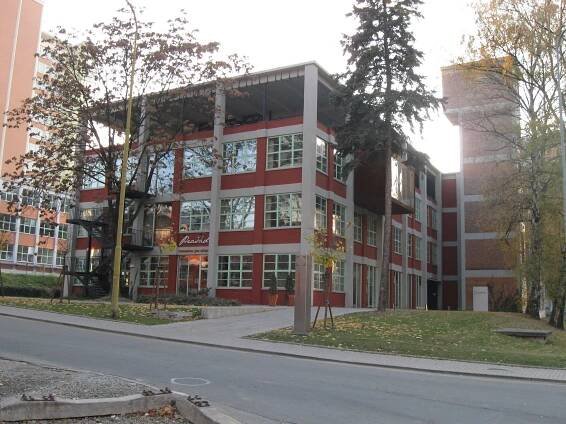 Fotografie - Zlín - budova č.23 Baťova areálu - 13.11.2011