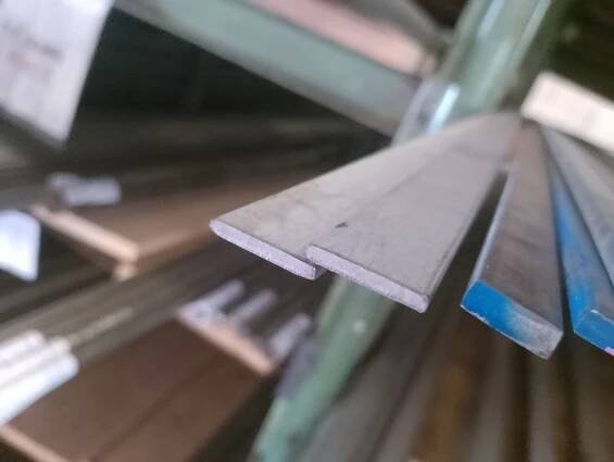 nerezová tyč plochá 20x3 mm akosť 1.4301