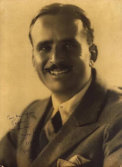 Soubor:Raoul Paoli - Cinéma-Dédicace Douglas Fairbanks.jpg – Wikipedie