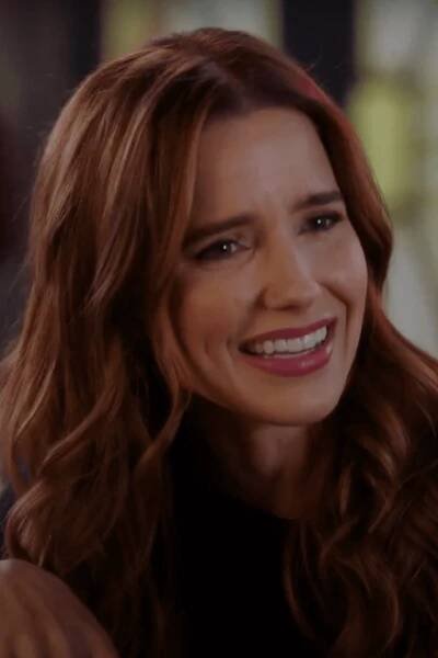 ‘Grey’s Anatomy’: Here’s a First Look at Sophia Bush’s New Character, Dr. Cass Beckman