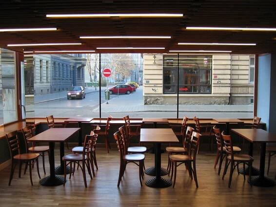 Klub a kavárna Atlantik | Ostrava | 2004 – Ing. arch. Milan Sýkorský