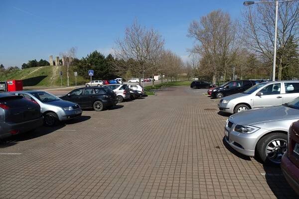Fotogalerie • Parkoviště Dr. E. Beneše (Parkoviště) • Mapy.com