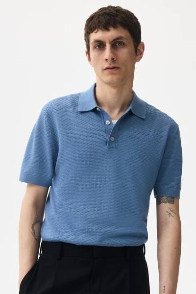 Tričko Slim Fit s texturou a límečkem - Modrá - MUŽI