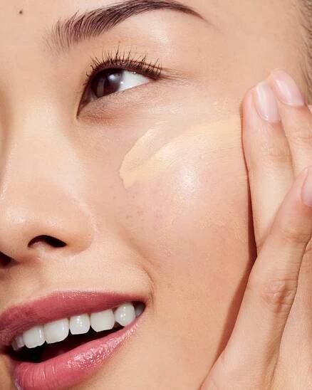 Even Better Clinical™ Vitamin Makeup Foundation SPF 45 | Clinique