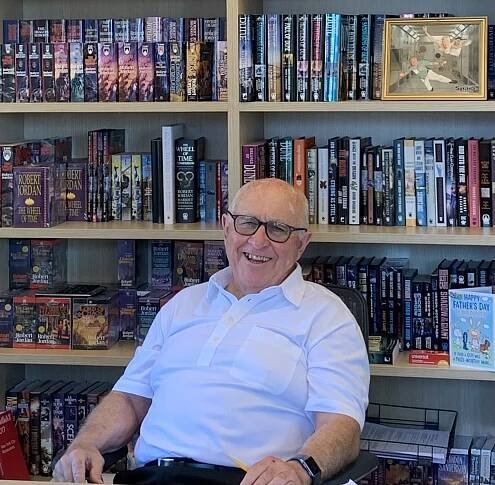 Tom Doherty Wins Heinlein Award - The Heinlein Society