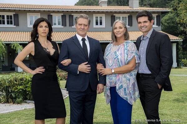 África Zavala, Leonardo Daniel, Gabriela Rivero, Ferdinando Valencia - Vencer el pasado - Promo