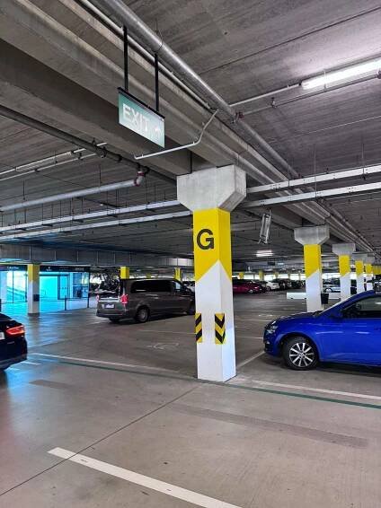 Holiday Parking - levnější parkování u letiště Václava Havla Praha (Ruzyně) 