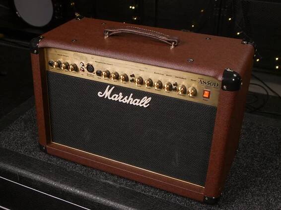 A picture of a Marshall AS50D acoustic amplifier. 