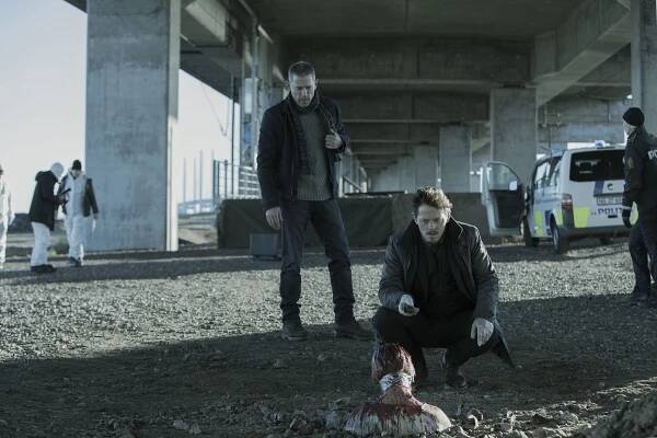 Most - Epizoda 1 - Z filmu - Mikael Birkkjær, Thure Lindhardt