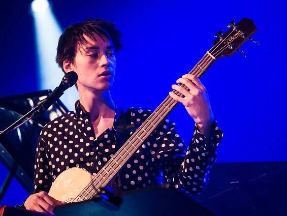 Soubor:Jacob Collier -1180307.jpg – Wikipedie