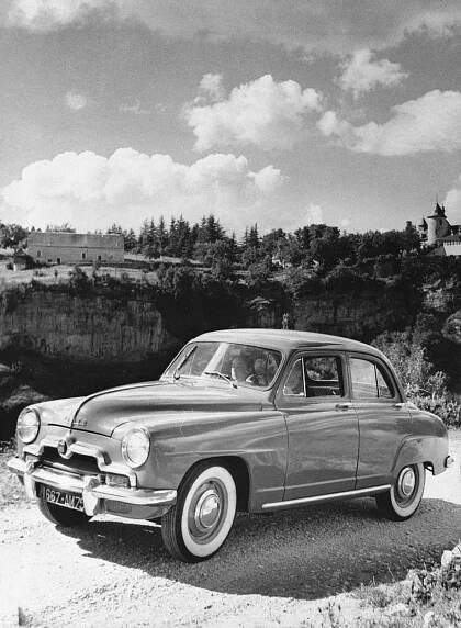 Elegantní vlaštovka posunula Simcu mezi elitu. Aronde je známá i z Československa