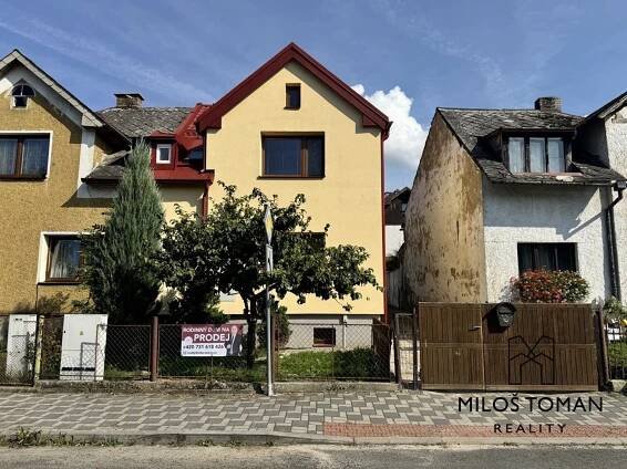 Prodej rodinného domu v Nýrsku - Miloš Toman realitní makléř 