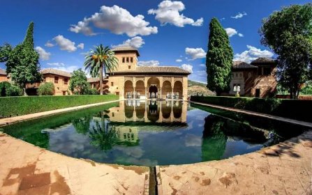 ALHAMBRA PALACE & CITADEL in GRANADA, ANDALUCIA, SPAIN (2017) - Globaltravelogs