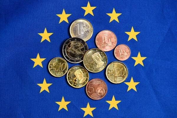 File:Croatian euro coins (10).jpg - Wikimedia Commons